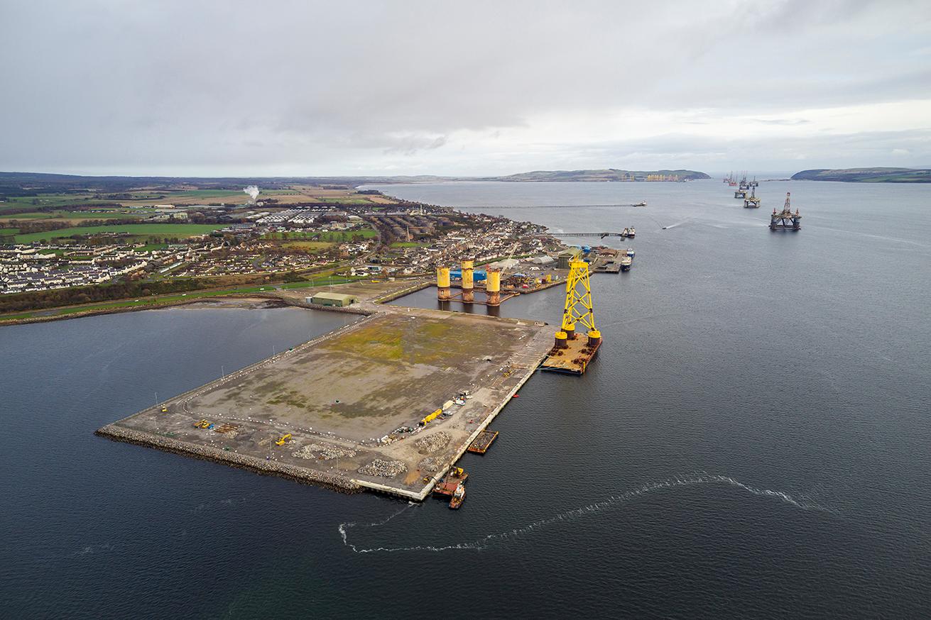 Port of Cromarty Firth, Highland, Scotland Picture: Malcolm McCurrach | New Wave Images UK | www.nwimages.co.uk